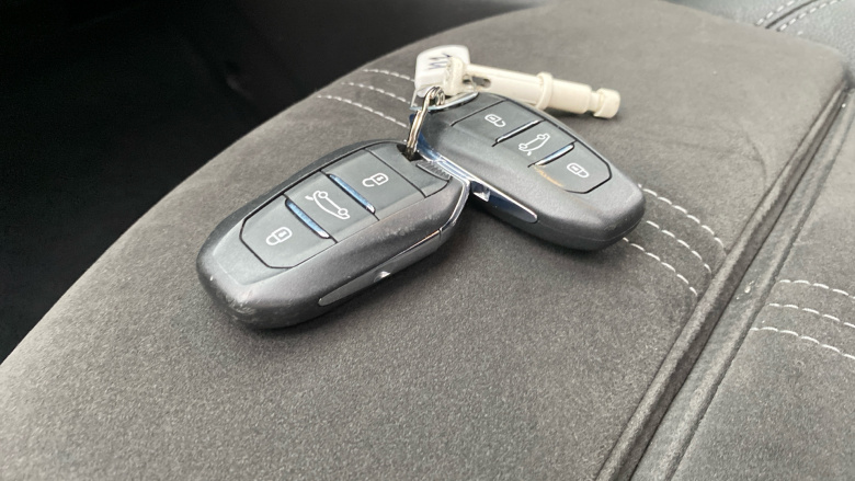 Vauxhall Crossland 1.2 Turbo Ultimate 5dr Petrol Hatchback